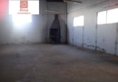 211m² warehouse industrial for sale in Montijo, Calle Arapiles photo