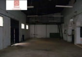 211m² warehouse industrial for sale in Montijo, Calle Arapiles photo