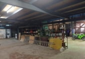 822m² warehouse industrial for sale in Santander, Avenida Primero de Mayo photo