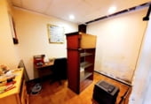 102m² commercial premises for sale in Carcagente, Calle del Boticario Bodí photo