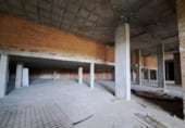 Local comercial en venta con 313m² en Alcira, Calle de Luchana foto
