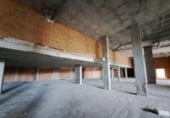 271m² commercial premises for sale in Alcira, Calle Juan Sebastián Elcano photo