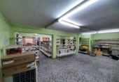 Local comercial en venta con 198m² en Alcira, Calle Hort dels Frares foto