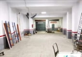 Local comercial en venta con 149m² en Valencia, en la zona de Torrefiel, Calle Marqués de Montortal foto