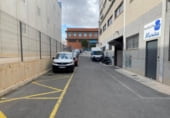 400m² warehouse industrial for sale in Elche, Calle Monóvar photo