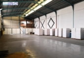 Nave Industrial en venta con 423m² en Alicante, Calle Nieve foto