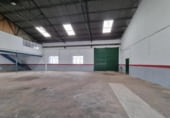 773m² warehouse industrial for sale in Algueña, Calle del Cuartel Viejo photo