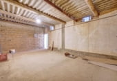 Nau Industrial
en venda
amb 240m² a Villafranca, Calle San Fermín foto