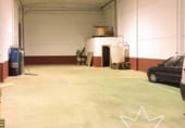 328m² warehouse industrial with tenants for sale in Albacete, Avenida Suecia photo