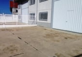 380m² warehouse industrial for sale in Badajoz, Calle Nevero Doce photo