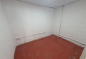 Nave Industrial en venta con 459m² en Badalona, en la zona de Puigfred, Carrer de Sardenya foto
