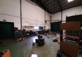 Nau Industrial
en venda
amb 750m² a Malpartida de Cáceres, Urbanización Arenas foto