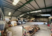 1200m² entrepôt industriel pour vente à Malpartida de Cáceres, Polígono Industrial Las Arenas photo