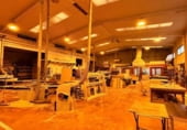 990m² warehouse industrial for sale in Huétor Tájar, Calle San Sebastián photo