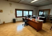990m² warehouse industrial for sale in Huétor Tájar, Calle San Sebastián photo