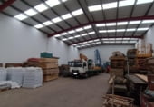 1357m² entrepôt industriel pour vente à Chozas de Abajo, Carretera La Bañeza photo