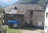 Nau
en venda
amb 284m² a Villablino, Calle Real foto