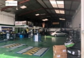 Nave Industrial en venta con 610m² en León, en la zona de Armunia, Calle El Sol foto