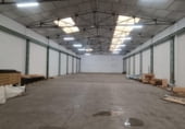 Nave Industrial en venta con 868m² en León, Calle Real foto