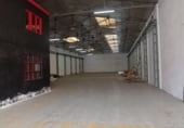 Nave Industrial en venta con 868m² en León, Calle Real foto