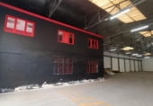 Nave Industrial en venta con 868m² en León, Calle Real foto