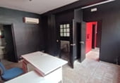 Nave Industrial en venta con 868m² en León, Calle Real foto