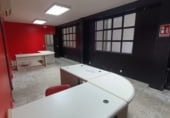 Nave Industrial en venta con 868m² en León, Calle Real foto