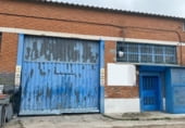 658m² warehouse industrial for sale in Camarma de Esteruelas, Calle Cerrajeros photo