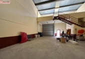 198m² warehouse industrial for sale in Ciempozuelos, Calle de las Moreras photo