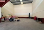 198m² warehouse industrial for sale in Ciempozuelos, Calle de las Moreras photo