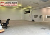 Nau Industrial
en venda
amb 590m² a San Fernando de Henares, Avenida del Sistema Solar foto