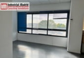 Nau Industrial
en venda
amb 590m² a San Fernando de Henares, Avenida del Sistema Solar foto