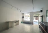 100m² commercial premises for sale in Ferrol photo