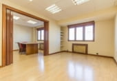 Oficina
en venda
amb 134m² a Avilés, Calle La Cámara foto