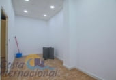 113m² commercial premises for sale in Torrevieja, Calle del Palangre photo