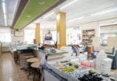 110m² commercial premises for sale in Elda, Calle Don Quijote photo