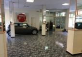 Local comercial
en venda
amb 160m² a Elx, Calle Maximilià Thous foto