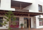 Local comercial en venta con 172m² en Yaiza, Calle las Palmeras foto