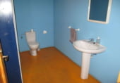Taller
en venda
amb 400m² a Valdepeñas, Calle Luis Merlo de la Fuente foto