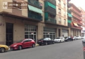 80m² locaux commerciaux pour vente à Lérida, Carrer Doctor Trueta photo