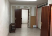 Local comercial en venta con 75m² en Orense, Rúa Carmen Legisima foto