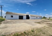 Nave en venta con 370m² en Morales del Vino, Calle Cortinal foto