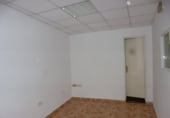 Local comercial en venta con 100m² en Torrevieja, Calle Patricio Pérez foto