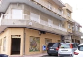 Local comercial en venta con 100m² en Torrevieja, Calle Patricio Pérez foto