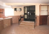 150m² commercial premises for sale in Zaragoza, Calle Sagitario 10 photo