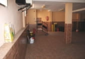 150m² commercial premises for sale in Zaragoza, Calle Sagitario 10 photo