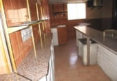 150m² commercial premises for sale in Zaragoza, Calle Sagitario 10 photo