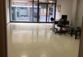 Local comercial en venta con 57m² en Sant Boi de Llobregat, Carrer de Francesc Pi i Margall foto