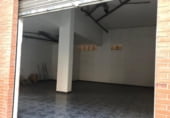 105m² commercial premises for sale in Sant Boi de Llobregat, in the area of Industrial Estate Abat Oliva, Avinguda de la Torre de la Vila photo
