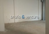 Local comercial en venta con 207m² en Torredembarra, Carrer dels Indians foto